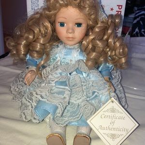 DOLL-porcelain face&hands,TVG,EUC,collectors item